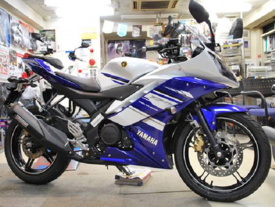 ヤマハ YZF-R15 150cc スポーツ／レプリカ ホワイト ブルー