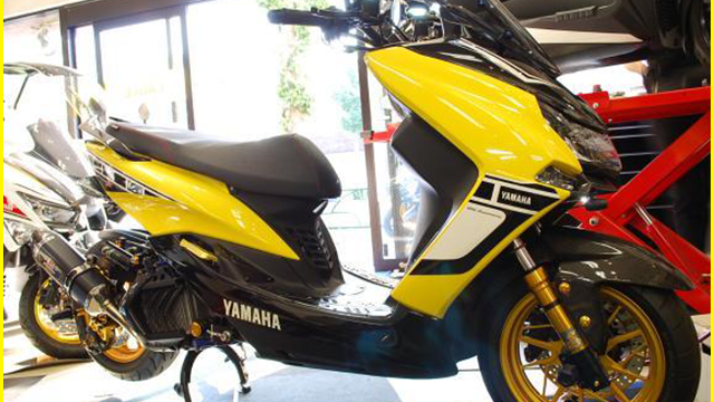 ヤマハ マジェスティＳ改限定黄ブレンボロンホイ