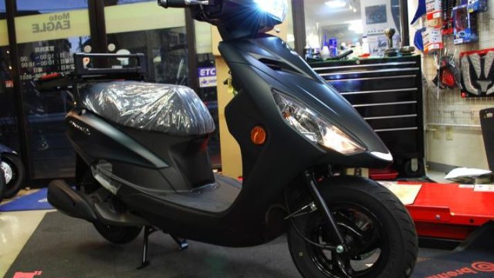 ヤマハ ＡＸＩＳ Ｚ改大型スライドキャリア＆ＬＥＤライト